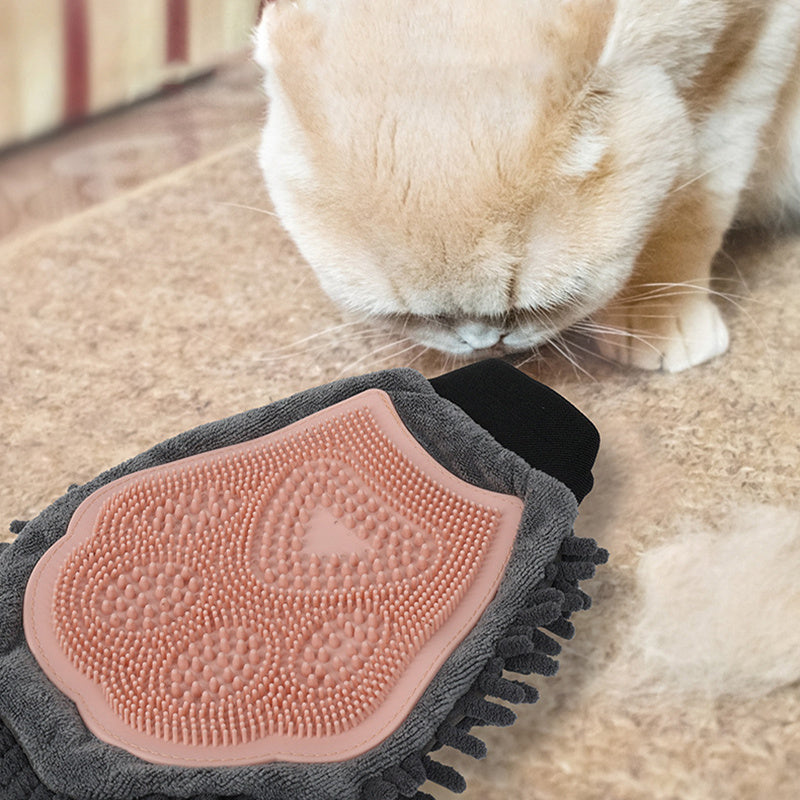 2-in-1 Pet Grooming Glove For Brushing, Massaging, Drying